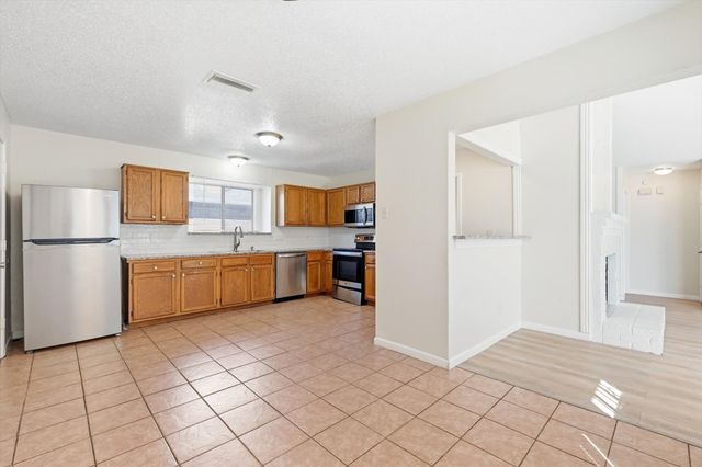 1234 Roan Drive, Lancaster, TX 75134