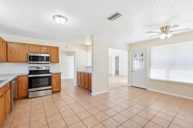 1234 Roan Drive, Lancaster, TX 75134