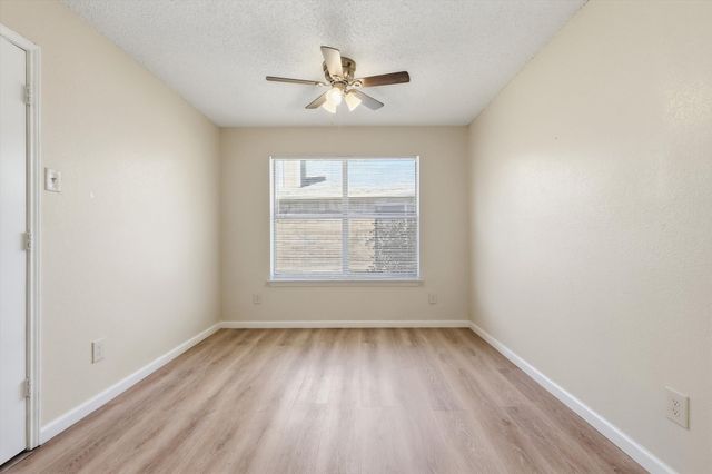 1234 Roan Drive, Lancaster, TX 75134