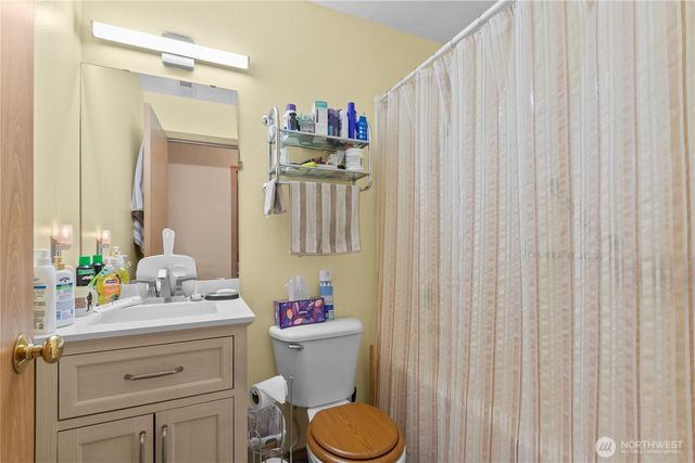 412 Ozzie Street NW, Orting, WA 98360