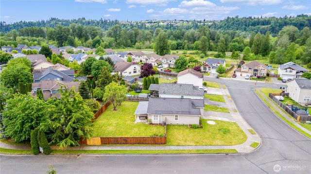 412 Ozzie Street NW, Orting, WA 98360