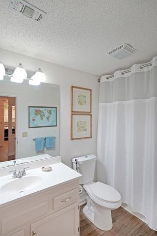 1800 Clairmont Lake A522, Decatur, GA 30033