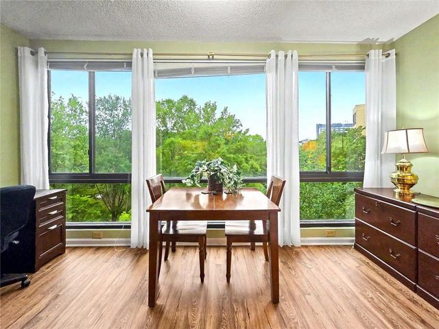 1800 Clairmont Lake A522, Decatur, GA 30033