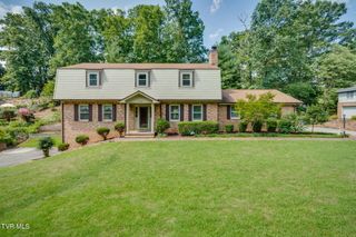 2104 Southcote Drive, Kingsport, TN 37660