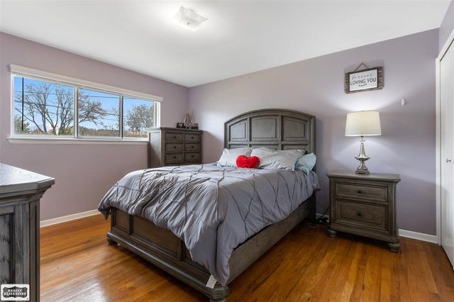 11489 Anna Lisa Street, Utica, MI 48312