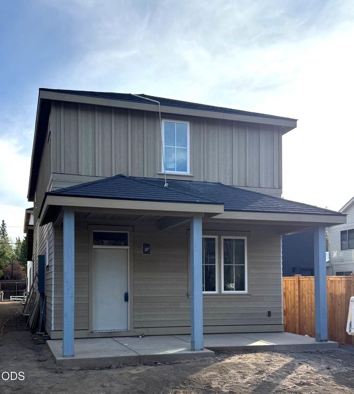 537 NW Ogden Avenue Lot 14, Bend, OR 97703