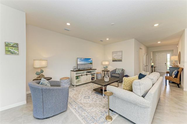 15912 5TH AVENUE E, Bradenton, FL 34212