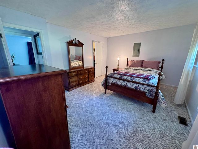 6940 Shawn Lane, Paducah, KY 42001