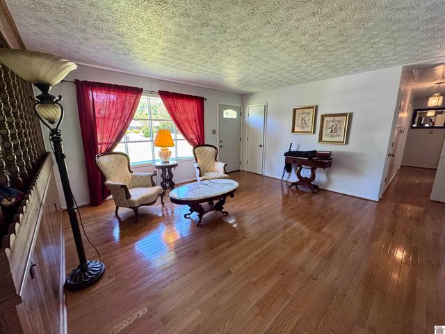 6940 Shawn Lane, Paducah, KY 42001