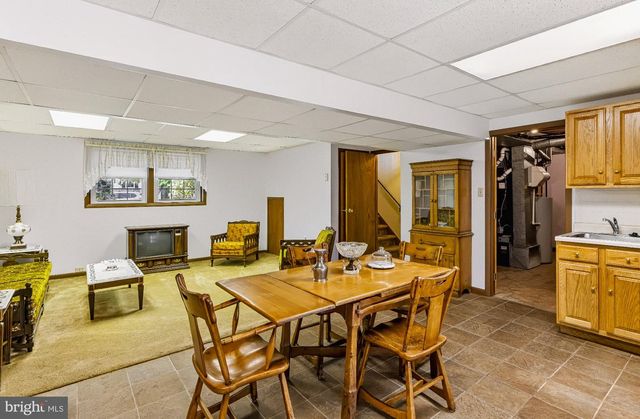 135 STURBRIDGE DR, Sicklerville, NJ 08081