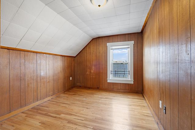 2 Sutherland St. 3, Lowell, MA 01850