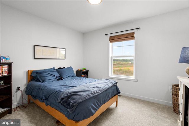290 RECIFE CT, Martinsburg, WV 25403