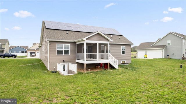 290 RECIFE CT, Martinsburg, WV 25403