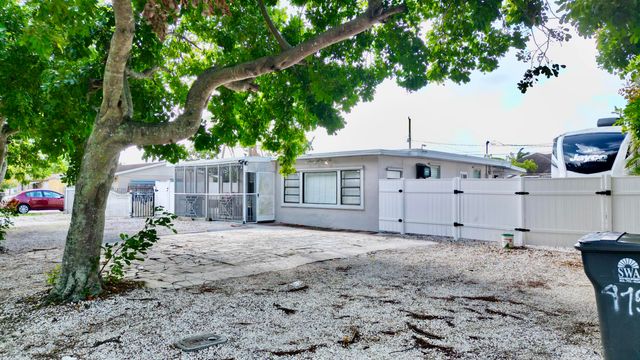 4158 Faith Street, West Palm Beach, FL 33406