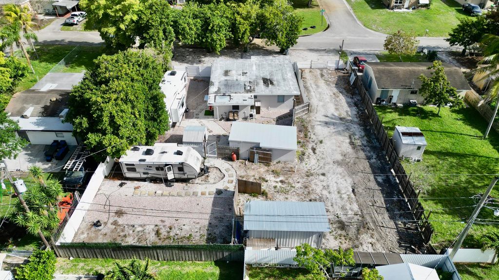 4158 Faith Street, West Palm Beach, FL 33406