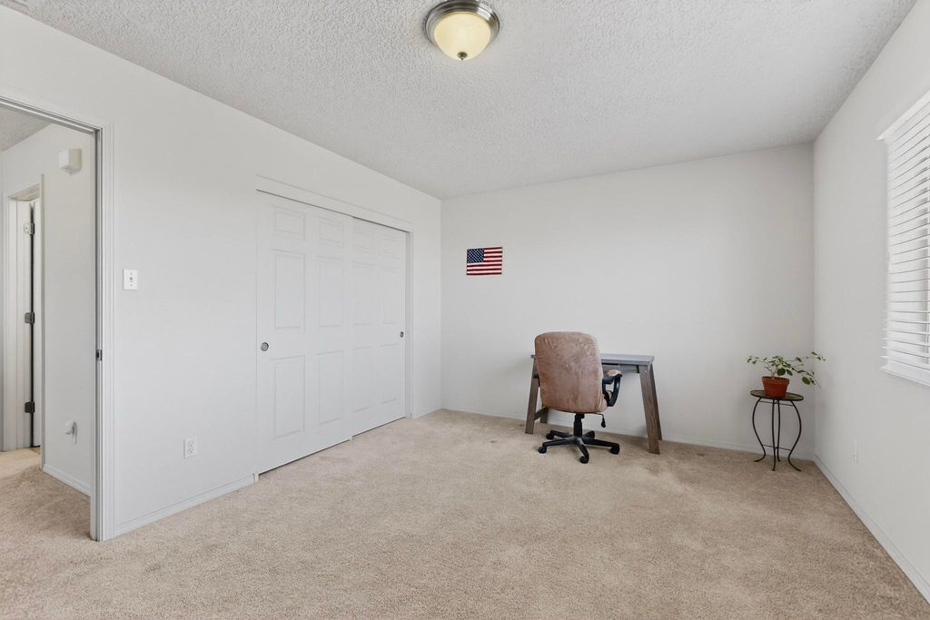 Image 30 of property listing at 10639 Microlith Road SW, Albuquerque, NM 87121