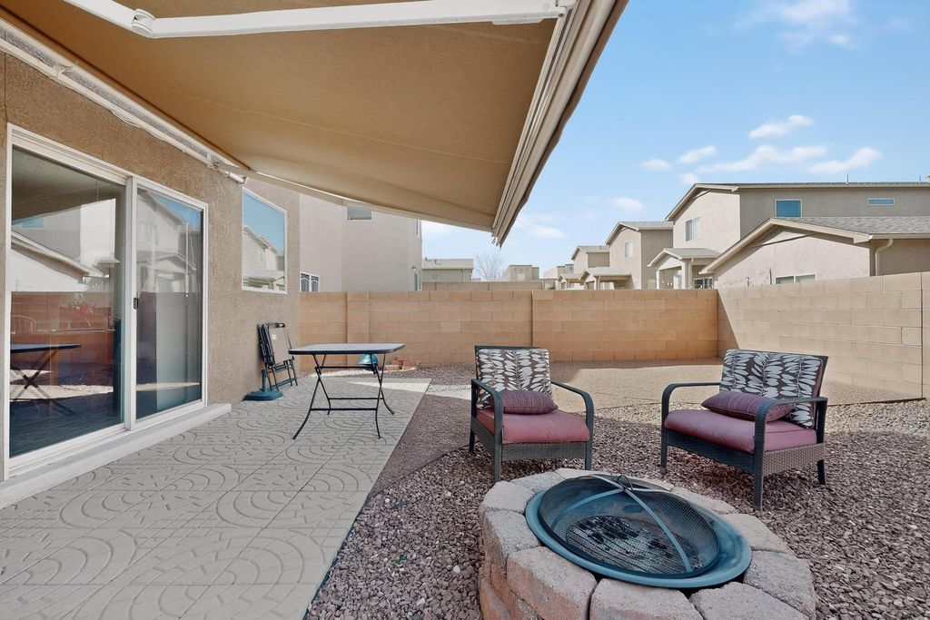 Image 39 of property listing at 10639 Microlith Road SW, Albuquerque, NM 87121