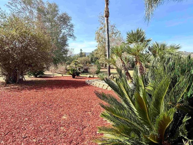 15831 Mussey Grade Rd, Ramona, CA 92065