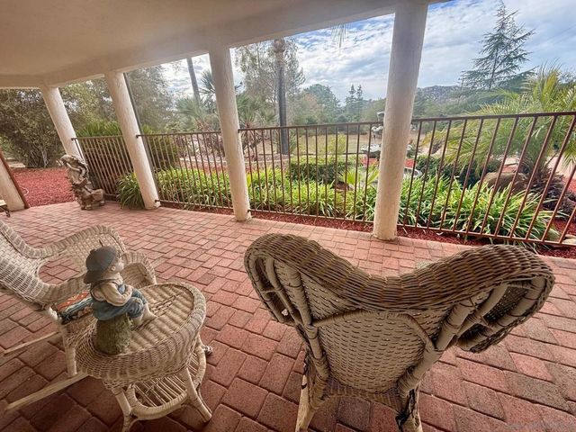 15831 Mussey Grade Rd, Ramona, CA 92065