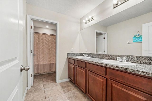 10022 CARLOWAY HILLS DRIVE, Wimauma, FL 33598