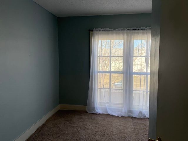 609 State St., Salina, KS 67401