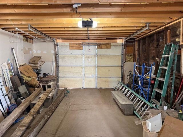 609 State St., Salina, KS 67401