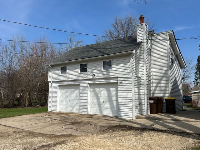 1121 8th Avenue, Belvidere, IL 61008