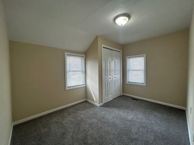 1121 8th Avenue, Belvidere, IL 61008