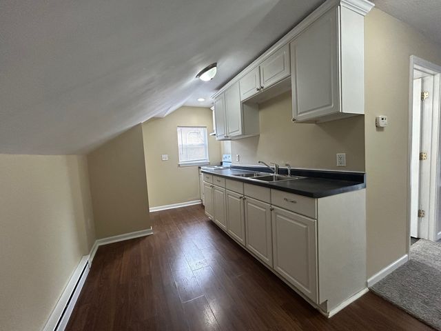 1121 8th Avenue, Belvidere, IL 61008