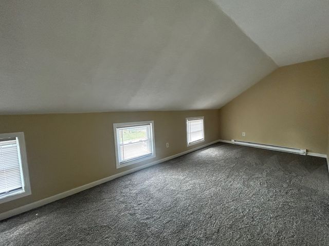 1121 8th Avenue, Belvidere, IL 61008
