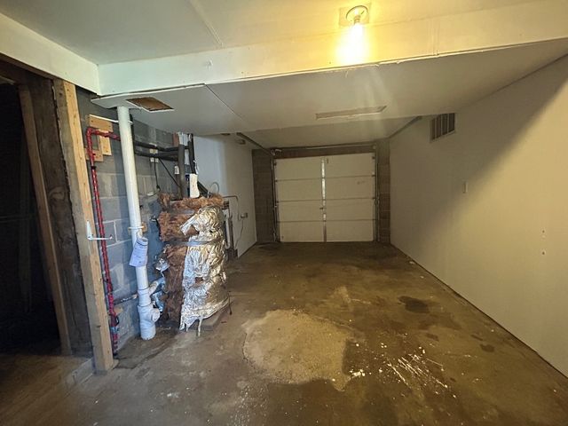 1121 8th Avenue, Belvidere, IL 61008