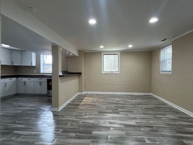 1121 8th Avenue, Belvidere, IL 61008
