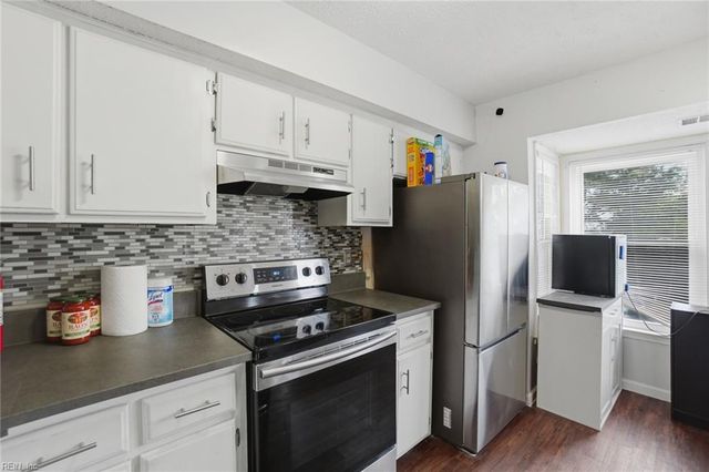 395 Francisco WAY, Newport News, VA 23601