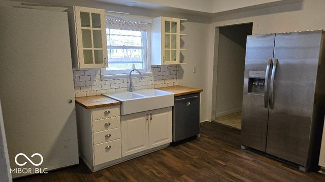 1506 English Avenue, Indianapolis, IN 46201