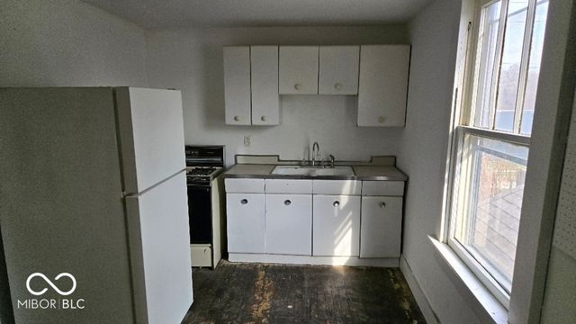 1506 English Avenue, Indianapolis, IN 46201