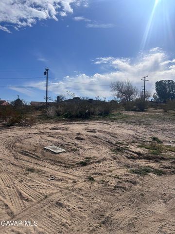 Karen Place, California City, CA 93505