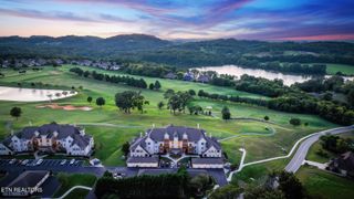 565 Rarity Bay Pkwy APT 102, Vonore, TN 37885