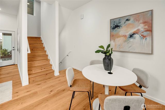 629 13th Avenue E, Seattle, WA 98102