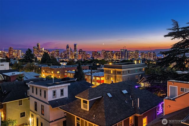 629 13th Avenue E, Seattle, WA 98102