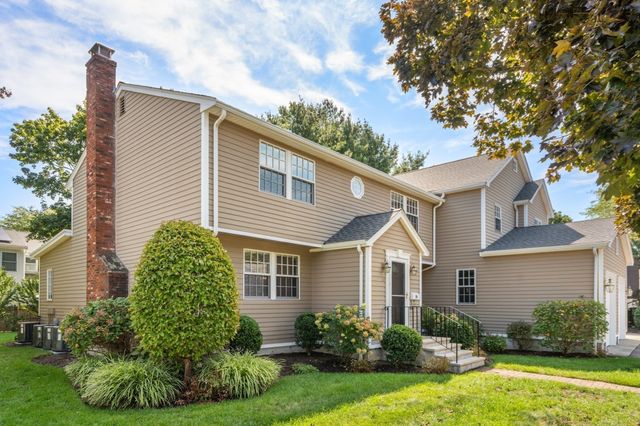 36 Standish Road, Needham, MA 02492