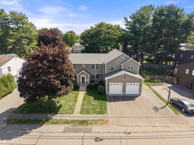 36 Standish Road, Needham, MA 02492
