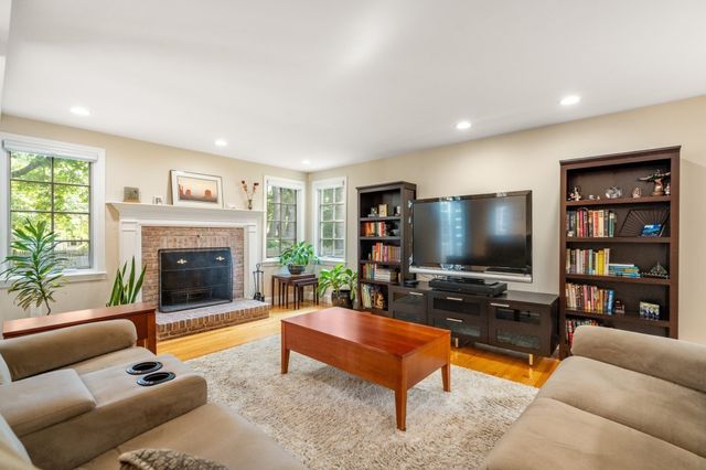 36 Standish Road, Needham, MA 02492