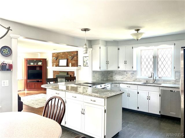 197 Hi View, West Seneca, NY 14224