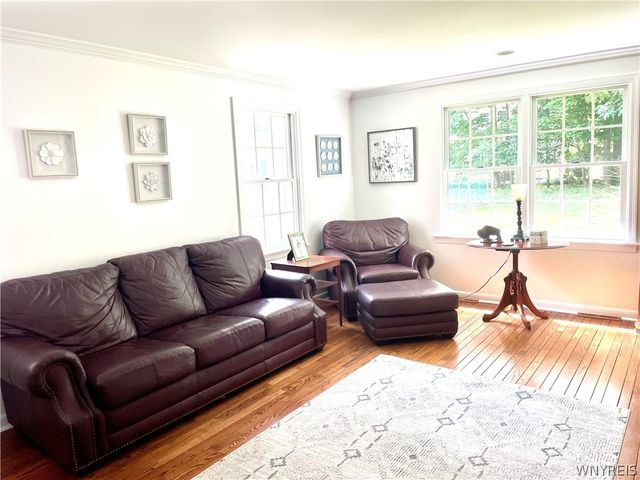 197 Hi View, West Seneca, NY 14224