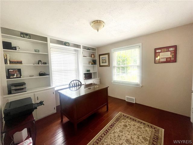 197 Hi View, West Seneca, NY 14224