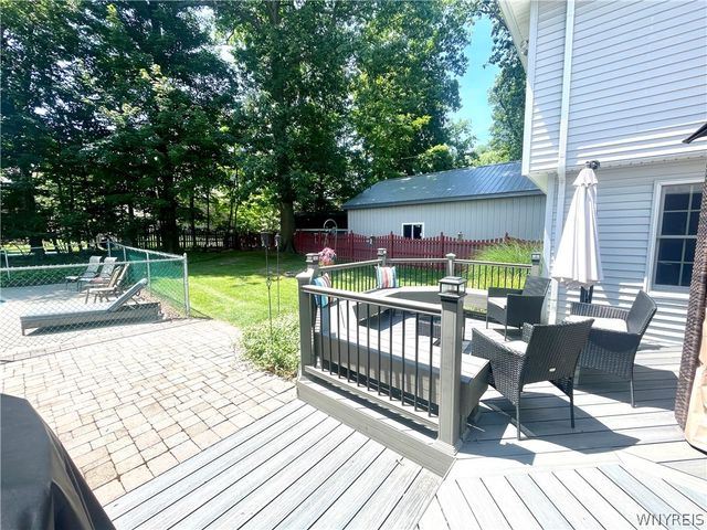 197 Hi View, West Seneca, NY 14224