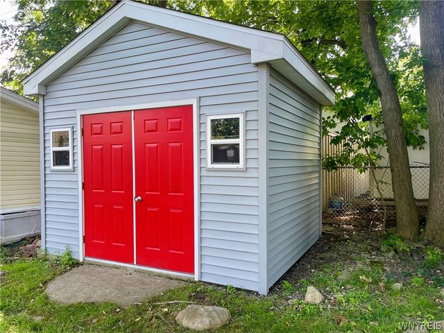 197 Hi View, West Seneca, NY 14224