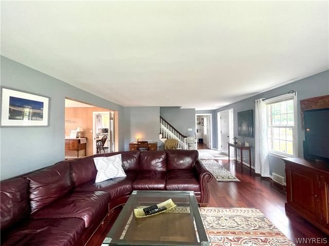 197 Hi View, West Seneca, NY 14224