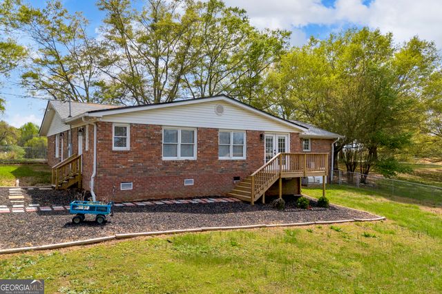 450 N Clarks Creek Road, Martin, GA 30557