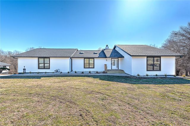 109 Ruth Lane, Rogers, AR 72756